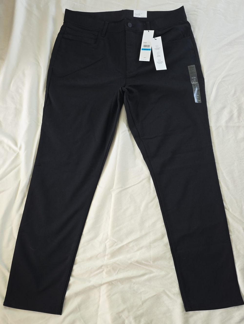 Calvin Klein Men's Slim Pants in Black. NWT. Stretch and comfortable